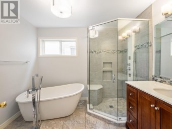 28 HARWOOD DRIVE Barrie (Painswick North) Ontario photo 25