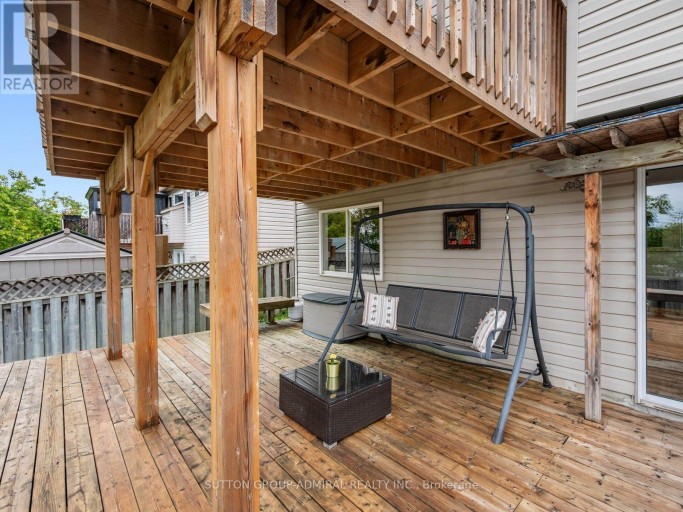 28 HARWOOD DRIVE, Barrie (Painswick North), Ontario, L4N7B9