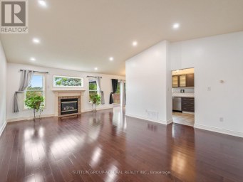 28 HARWOOD DRIVE Barrie (Painswick North) Ontario photo 6