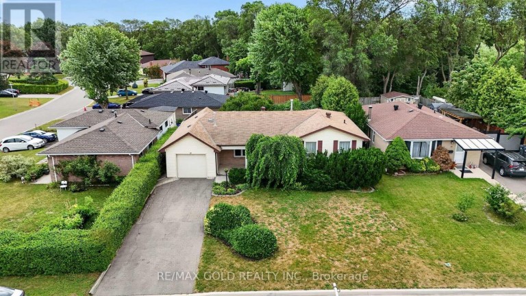 18 ESPLANADE ROAD, Brampton (Southgate), Ontario, L6T2C7