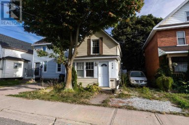 178 Dennis ST Sault Ste. Marie Ontario photo 2