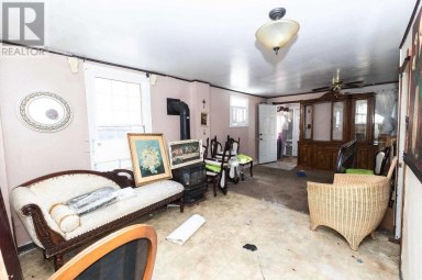 178 Dennis ST Sault Ste. Marie Ontario photo 9