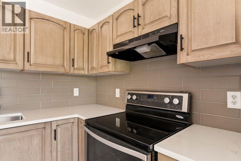 9, 5019 46 Avenue SW, Calgary, Alberta, T3E6R1