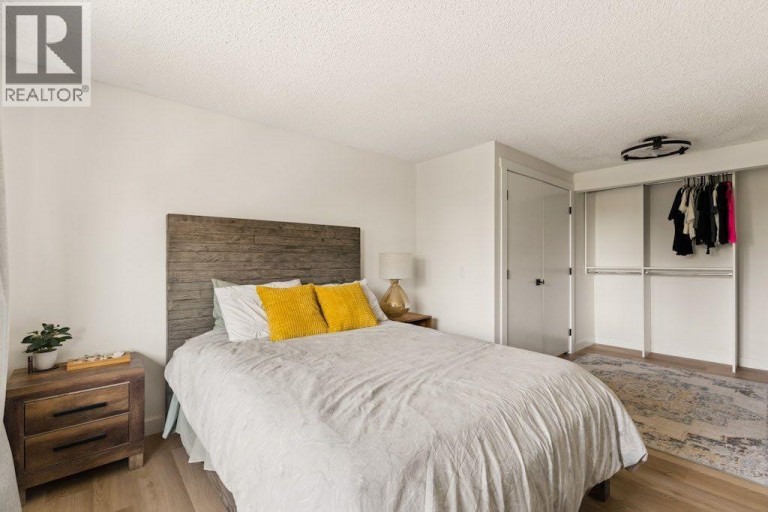 9, 5019 46 Avenue SW, Calgary, Alberta, T3E6R1