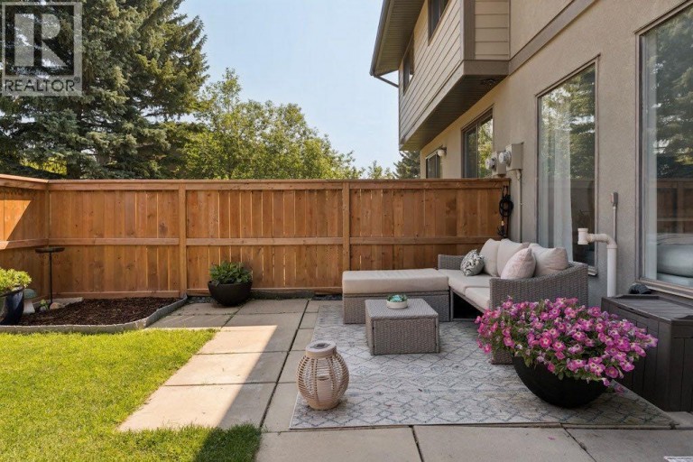9, 5019 46 Avenue SW, Calgary, Alberta, T3E6R1
