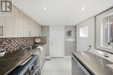 8 HOLLIMAN LANE Ajax (South East) Ontario photo 22