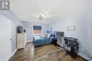 8 HOLLIMAN LANE Ajax (South East) Ontario photo 28