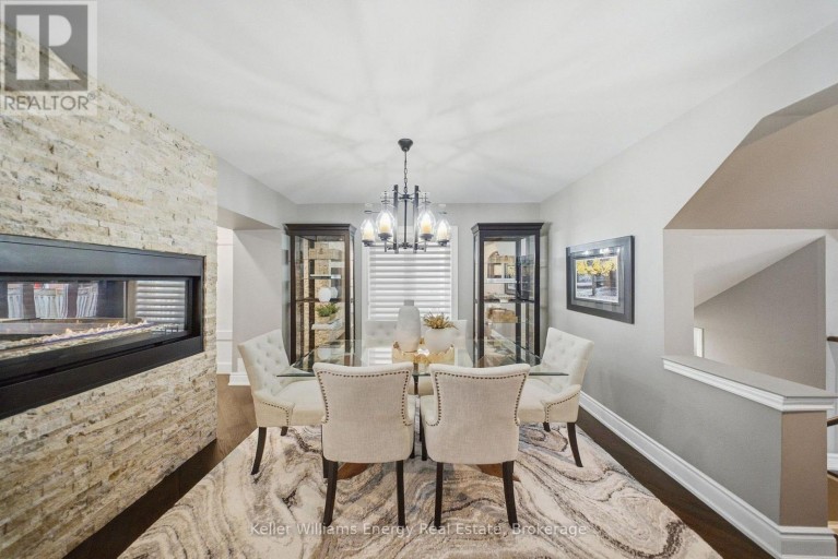 8 HOLLIMAN LANE, Ajax (South East), Ontario, L1Z1K6