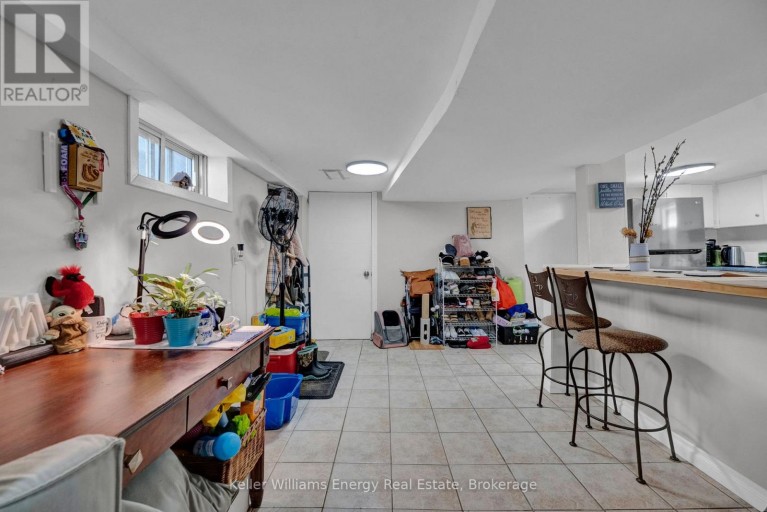 741 RITSON ROAD S, Oshawa (Lakeview), Ontario, L1H5L2