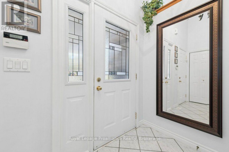 128 MAPLE DRIVE, Belleville (Belleville Ward), Ontario, K8P2R2