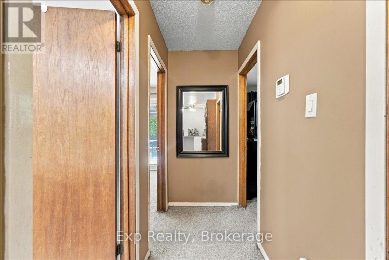 804 SHERBROOKE STREET, Peterborough (Monaghan Ward 2), Ontario, K9J2R1