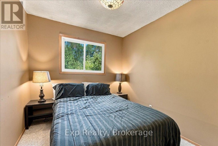804 SHERBROOKE STREET, Peterborough (Monaghan Ward 2), Ontario, K9J2R1