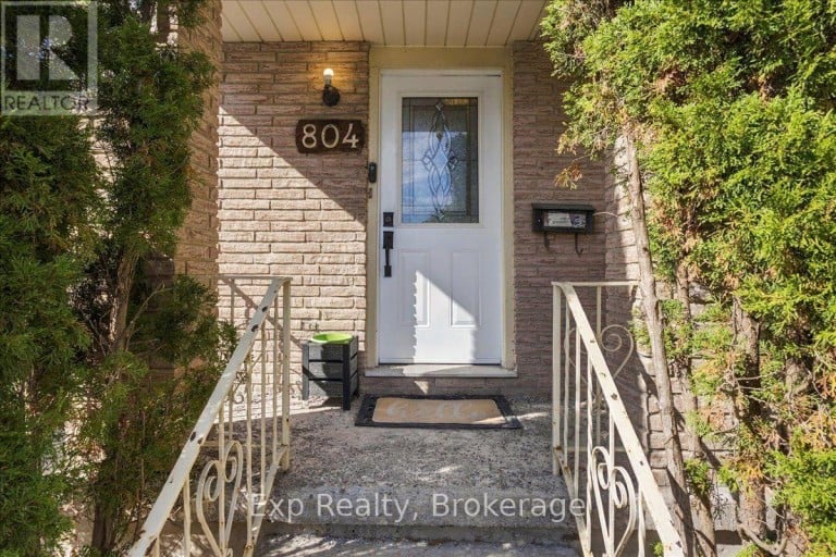 804 SHERBROOKE STREET, Peterborough (Monaghan Ward 2), Ontario, K9J2R1
