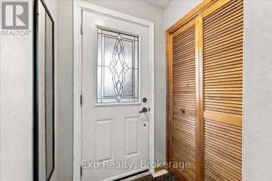804 SHERBROOKE STREET Peterborough (Monaghan Ward 2) Ontario photo 6