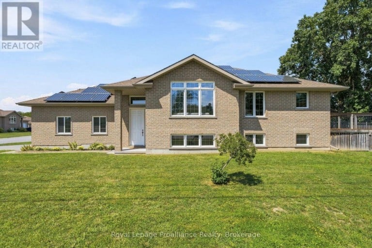 63 FREEDOM CRESCENT, Quinte West (Sidney Ward), Ontario, K8V0C2