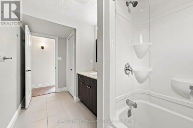 63 FREEDOM CRESCENT Quinte West (Sidney Ward) Ontario photo 36