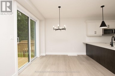 581 REGENT STREET Strathroy-Caradoc (Mount Brydges) Ontario photo 10
