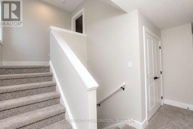 581 REGENT STREET Strathroy-Caradoc (Mount Brydges) Ontario photo 25