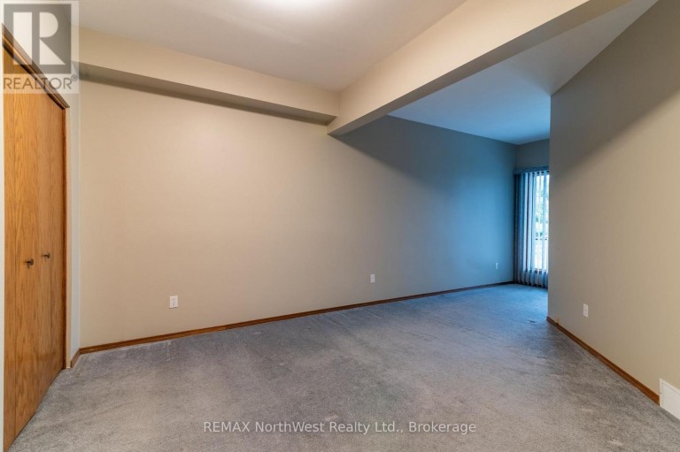 336 1/2 - 336-336 1/2 SECOND AVENUE EAST AVENUE S, Kenora (Lakeside), Ontario, P9N4G9