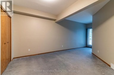 336 1/2 - 336-336 1/2 SECOND AVENUE EAST AVENUE S Kenora (Lakeside) Ontario photo 31
