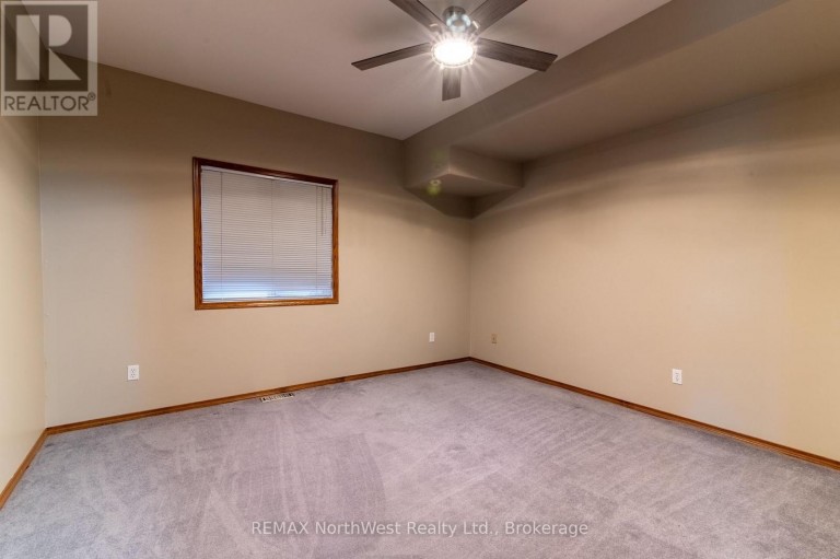 336 1/2 - 336-336 1/2 SECOND AVENUE EAST AVENUE S, Kenora (Lakeside), Ontario, P9N4G9
