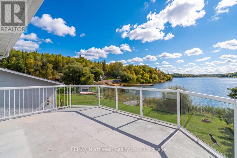 336 1/2 - 336-336 1/2 SECOND AVENUE EAST AVENUE S, Kenora (Lakeside), Ontario, P9N4G9