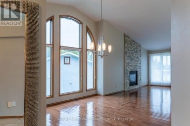 336 1/2 - 336-336 1/2 SECOND AVENUE EAST AVENUE S Kenora (Lakeside) Ontario photo 7