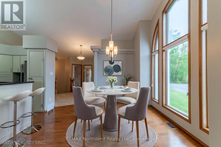 336 1/2 - 336-336 1/2 SECOND AVENUE EAST AVENUE S, Kenora (Lakeside), Ontario, P9N4G9