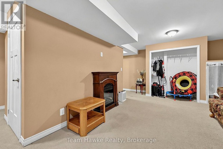 1 SAMANTHA LANE, Midland, Ontario, L4R0H4