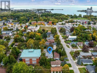 390 SECOND STREET Collingwood Ontario photo 2
