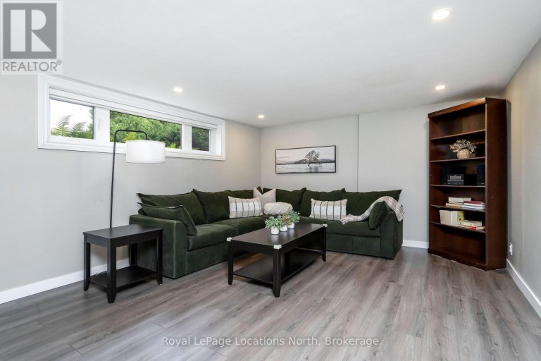 390 SECOND STREET, Collingwood, Ontario, L9Y1G8