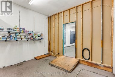 49 CORK STREET E Guelph (Downtown) Ontario photo 12