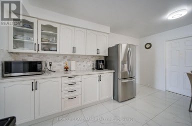 65 SHEPTON WAY Toronto (Steeles) Ontario photo 13