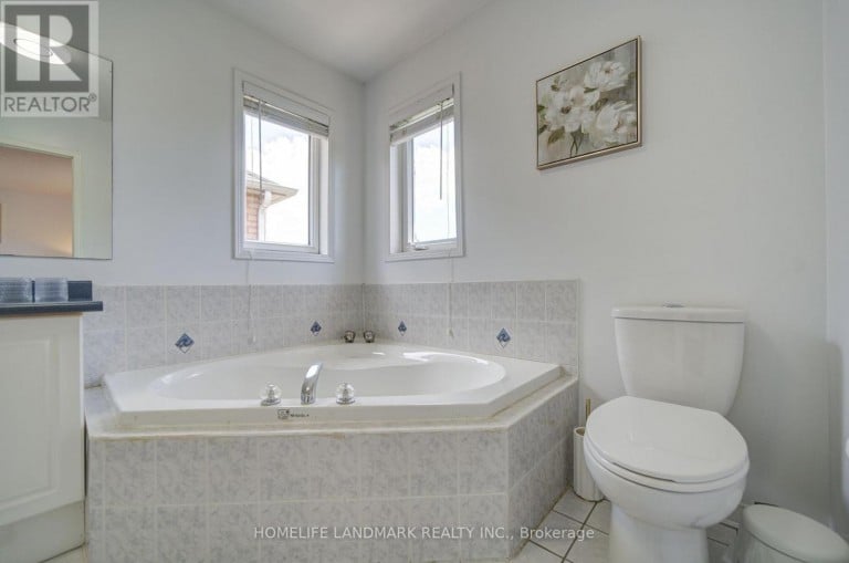 65 SHEPTON WAY, Toronto (Steeles), Ontario, M1V5N4