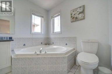 65 SHEPTON WAY Toronto (Steeles) Ontario photo 20