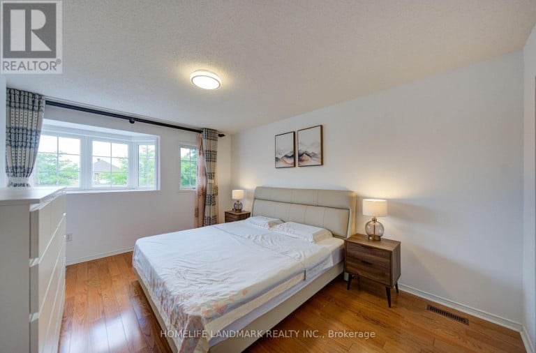 65 SHEPTON WAY, Toronto (Steeles), Ontario, M1V5N4