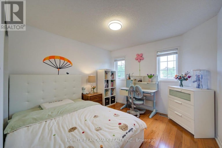 65 SHEPTON WAY, Toronto (Steeles), Ontario, M1V5N4