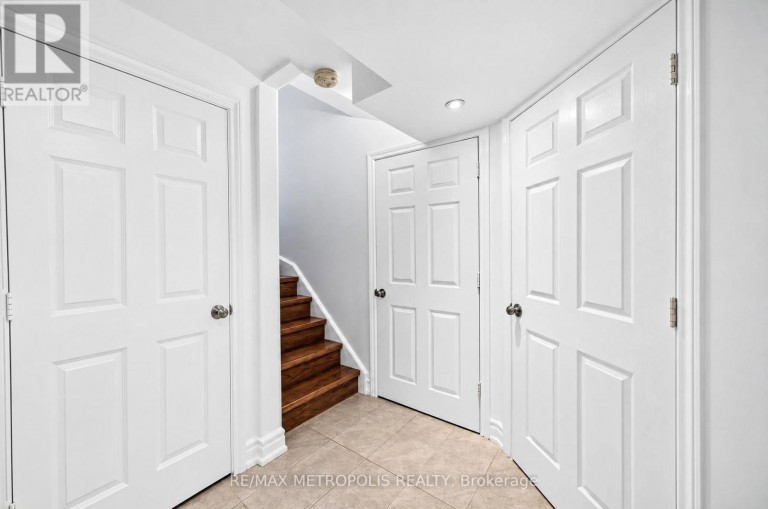 95 JOHN WALTER CRESCENT, Clarington (Courtice), Ontario, L1E2W8