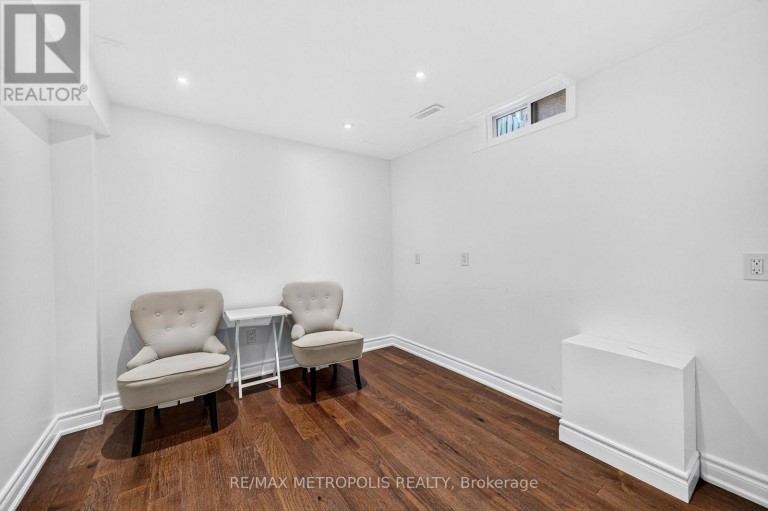 95 JOHN WALTER CRESCENT, Clarington (Courtice), Ontario, L1E2W8