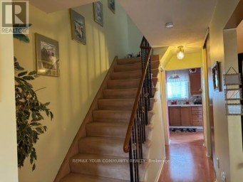 12 JACQUES LANE Ajax (South East) Ontario photo 4