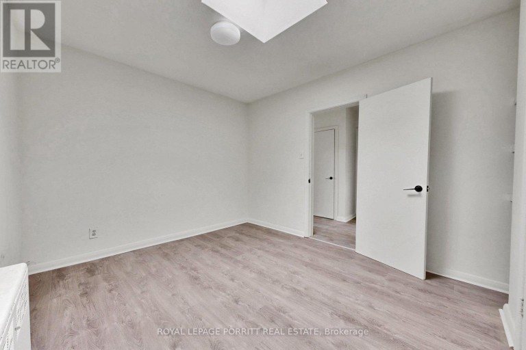2633 EGLINTON AVENUE E, Toronto (Kennedy Park), Ontario, M1K2S2