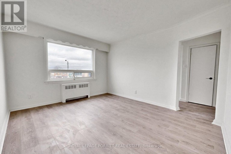 2633 EGLINTON AVENUE E, Toronto (Kennedy Park), Ontario, M1K2S2