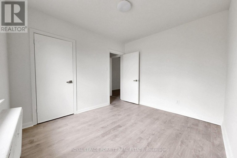 2633 EGLINTON AVENUE E, Toronto (Kennedy Park), Ontario, M1K2S2