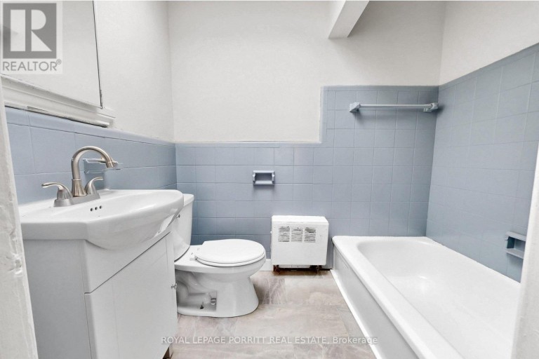 2633 EGLINTON AVENUE E, Toronto (Kennedy Park), Ontario, M1K2S2