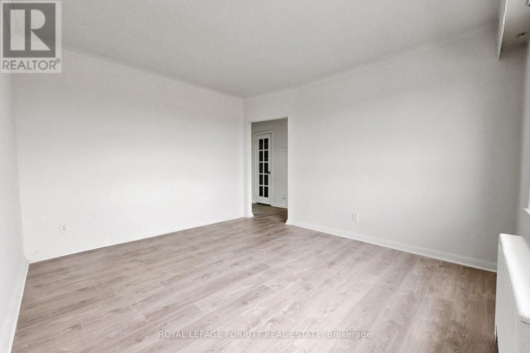 2633 EGLINTON AVENUE E, Toronto (Kennedy Park), Ontario, M1K2S2