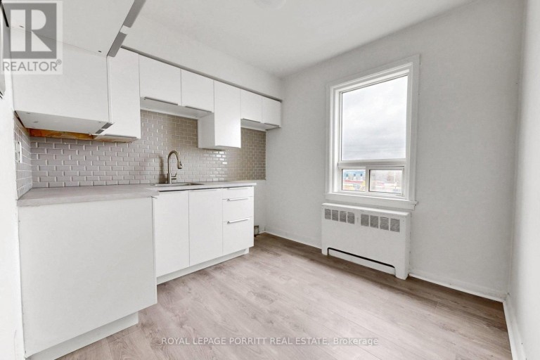 2633 EGLINTON AVENUE E, Toronto (Kennedy Park), Ontario, M1K2S2