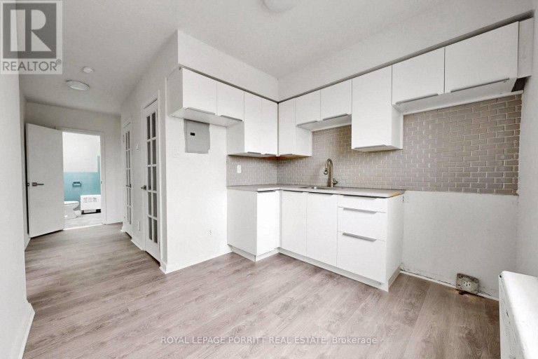 2633 EGLINTON AVENUE E, Toronto (Kennedy Park), Ontario, M1K2S2