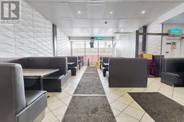 2633 EGLINTON AVENUE E, Toronto (Kennedy Park), Ontario, M1K2S2