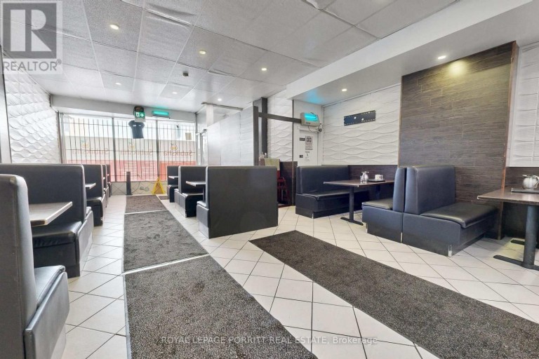 2633 EGLINTON AVENUE E, Toronto (Kennedy Park), Ontario, M1K2S2