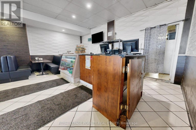 2633 EGLINTON AVENUE E, Toronto (Kennedy Park), Ontario, M1K2S2